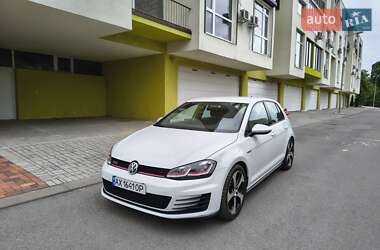 Хэтчбек Volkswagen Golf GTI 2016 в 