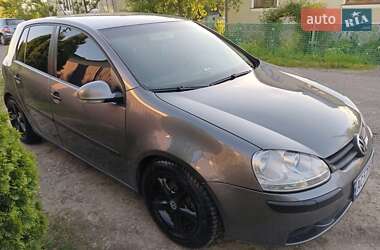 Хэтчбек Volkswagen Golf GTI 2004 в Дрогобыче