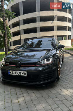Хэтчбек Volkswagen Golf GTI 2015 в Броварах