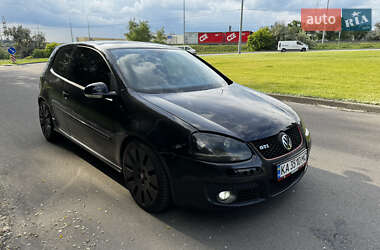 Хетчбек Volkswagen Golf GTI 2004 в Києві