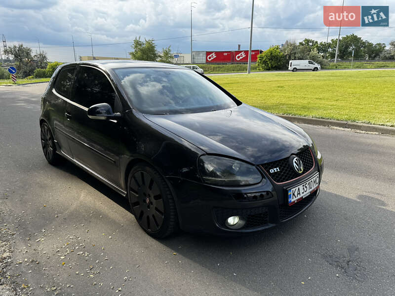 Volkswagen Golf GTI 2004