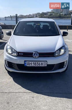 Хэтчбек Volkswagen Golf GTI 2011 в Киеве