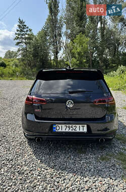 Хэтчбек Volkswagen Golf GTI 2016 в 
