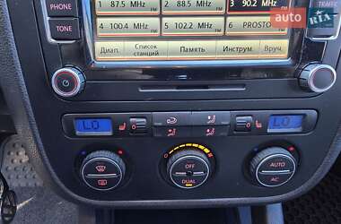 Хэтчбек Volkswagen Golf GTI 2008 в 