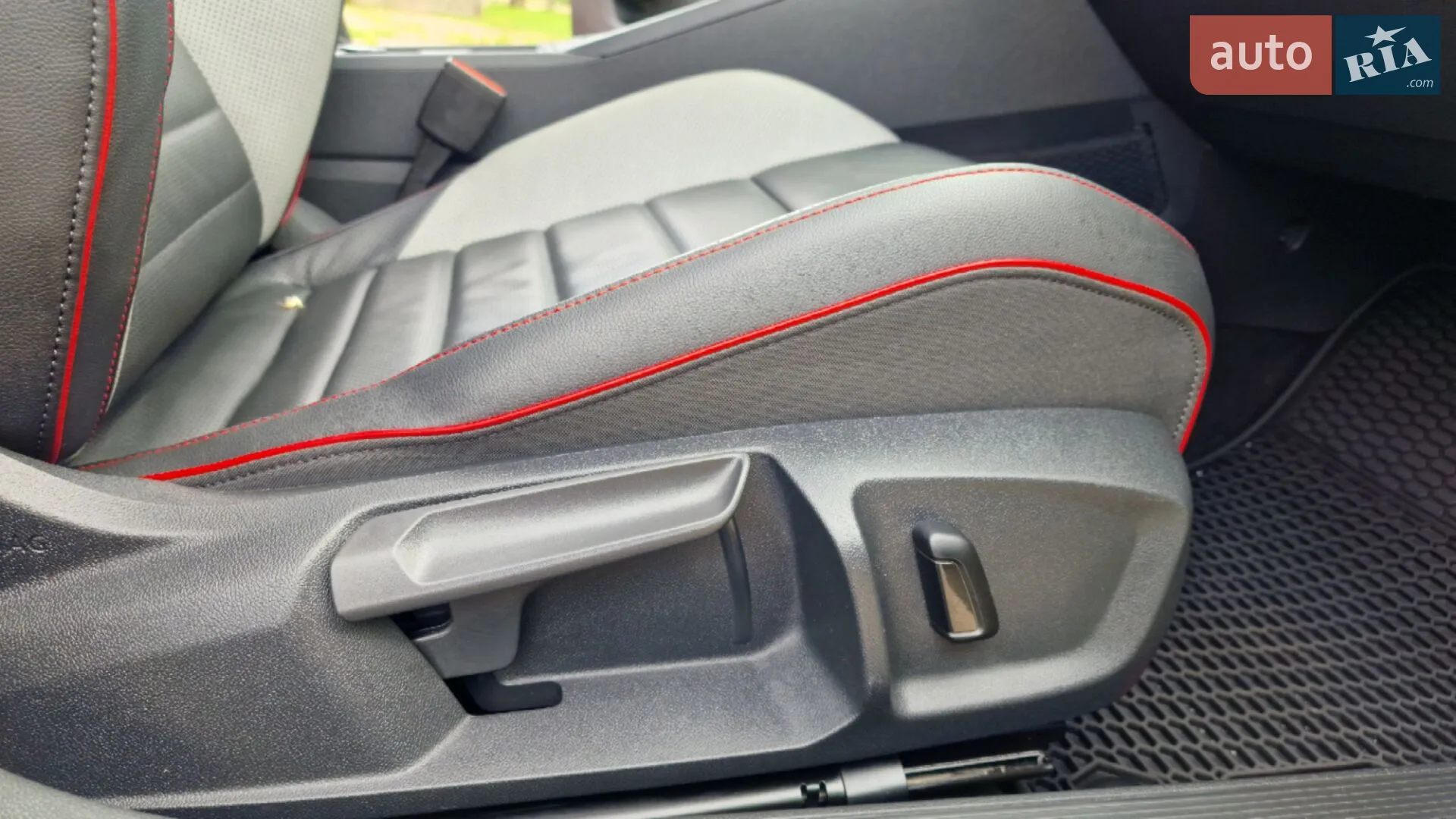 2021 Volkswagen Golf GTI - мініатюра 55