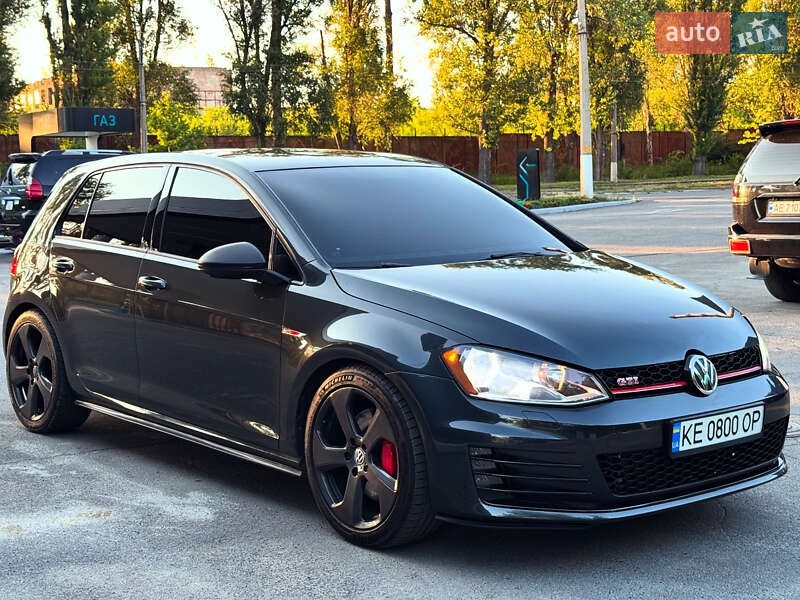 Volkswagen Golf GTI 2014