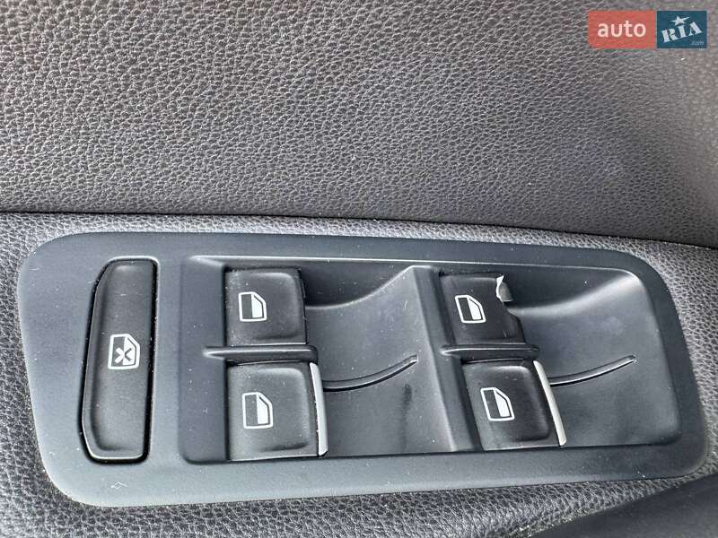 Хетчбек Volkswagen Golf GTI 2014 в Києві