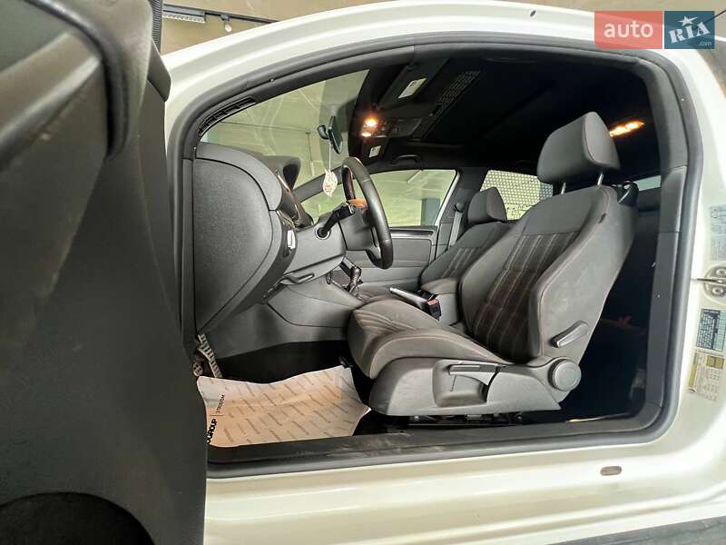 Хетчбек Volkswagen Golf GTI 2010 в Одесі