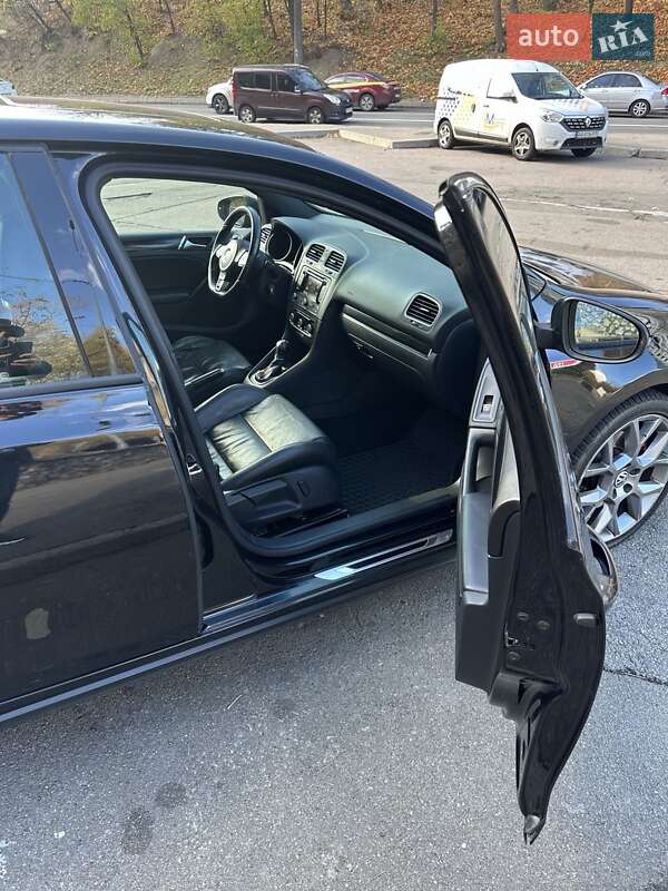 Хетчбек Volkswagen Golf GTI 2013 в Києві фото 5 Хетчбек Volkswagen Golf GTI 2013 в Києві