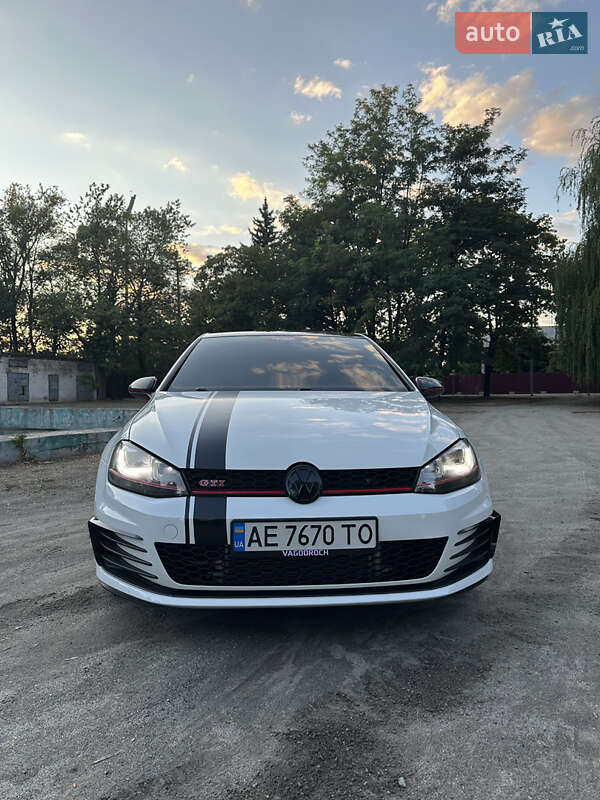 Volkswagen Golf GTI 2017 Volkswagen Golf GTI 2017