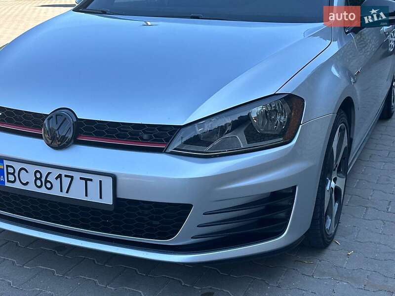 Хэтчбек Volkswagen Golf GTI 2016 в Тернополе