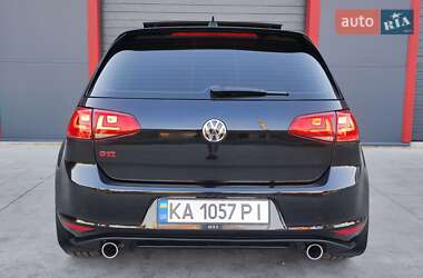 Хэтчбек Volkswagen Golf GTI 2015 в 
