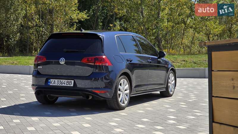 Хэтчбек Volkswagen Golf GTI 2017 в Киеве фото 7 Хэтчбек Volkswagen Golf GTI 2017 в Киеве