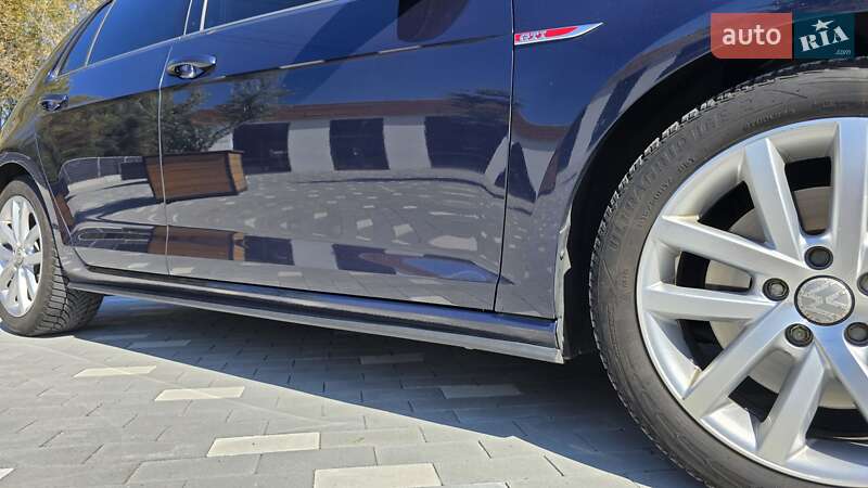 Хэтчбек Volkswagen Golf GTI 2017 в Киеве фото 13 Хэтчбек Volkswagen Golf GTI 2017 в Киеве