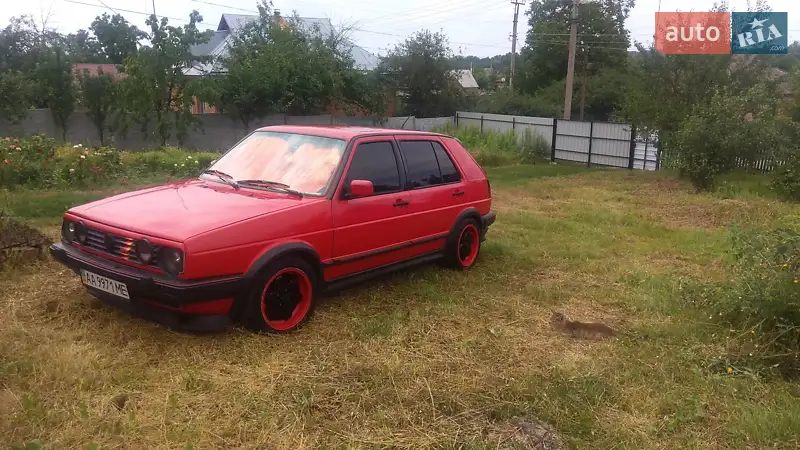 Volkswagen Golf GTI