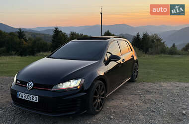 Хэтчбек Volkswagen Golf GTI 2015 в 