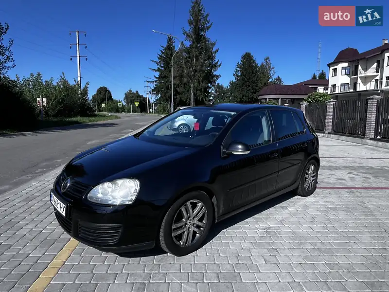 Volkswagen Golf GTI
