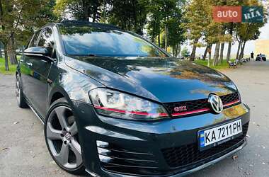 Хэтчбек Volkswagen Golf GTI 2015 в Киеве