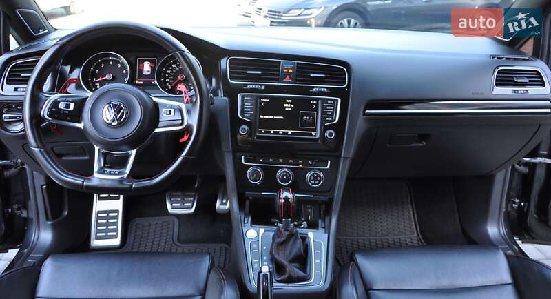 Хэтчбек Volkswagen Golf GTI 2017 в Одессе