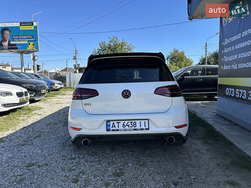Хэтчбек Volkswagen Golf GTI 2019 в Ивано-Франковске фото 6 Хэтчбек Volkswagen Golf GTI 2019 в Ивано-Франковске