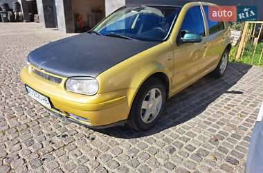 Хэтчбек Volkswagen Golf GTI 1998 в Тячеве