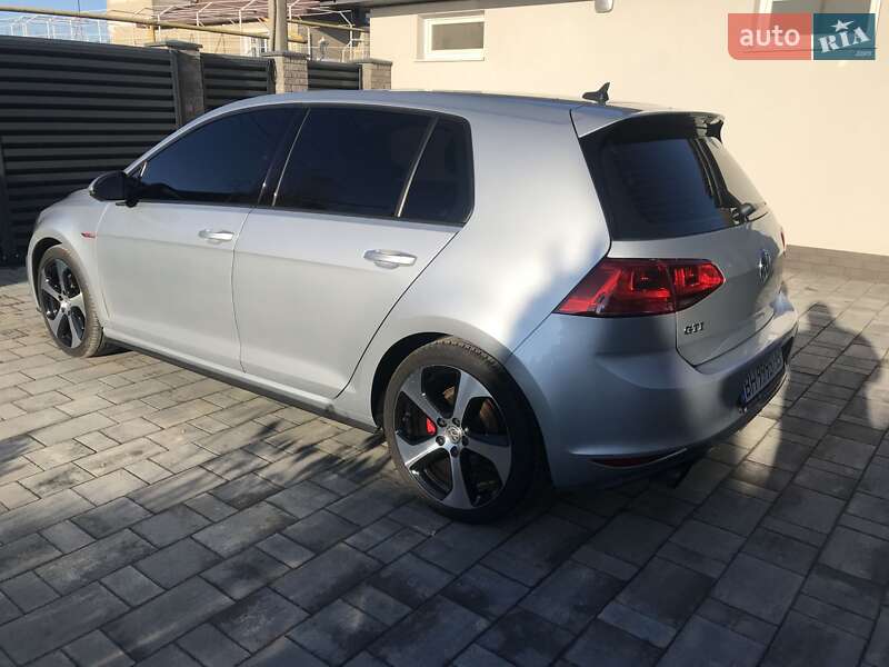 Хетчбек Volkswagen Golf GTI 2014 в Одесі фото 48 Хетчбек Volkswagen Golf GTI 2014 в Одесі