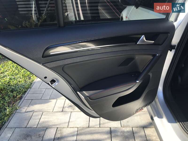 Хетчбек Volkswagen Golf GTI 2014 в Одесі фото 55 Хетчбек Volkswagen Golf GTI 2014 в Одесі