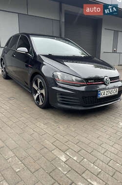 Хетчбек Volkswagen Golf GTI 2014 в Києві