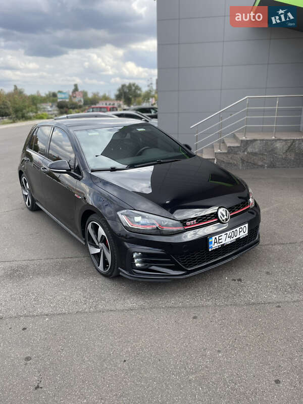 Volkswagen Golf GTI 2020