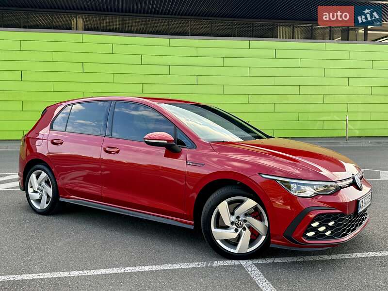 Хэтчбек Volkswagen Golf GTI 2021 в Киеве