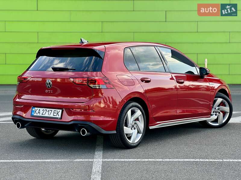 Хэтчбек Volkswagen Golf GTI 2021 в Киеве