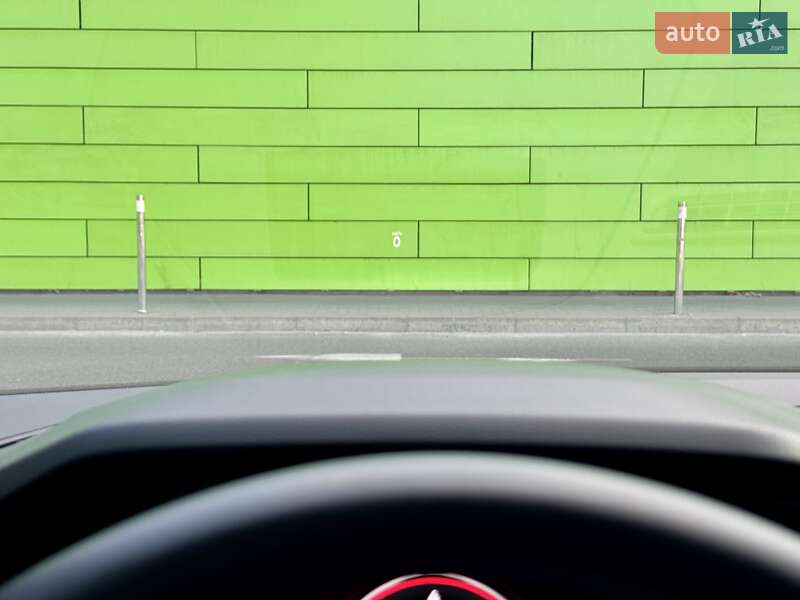 Хэтчбек Volkswagen Golf GTI 2021 в Киеве