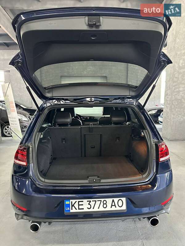 Хэтчбек Volkswagen Golf GTI 2018 в Каменском