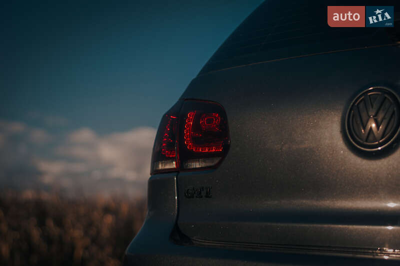 Хетчбек Volkswagen Golf GTI 2012 в Черкасах фото 10 Хетчбек Volkswagen Golf GTI 2012 в Черкасах