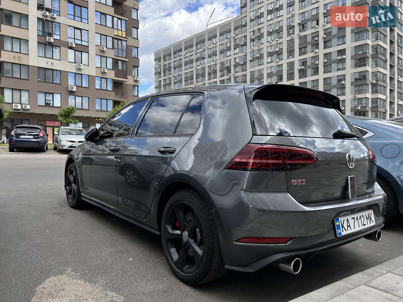 Хетчбек Volkswagen Golf GTI 2019 в Києві