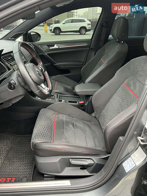Хетчбек Volkswagen Golf GTI 2019 в Києві