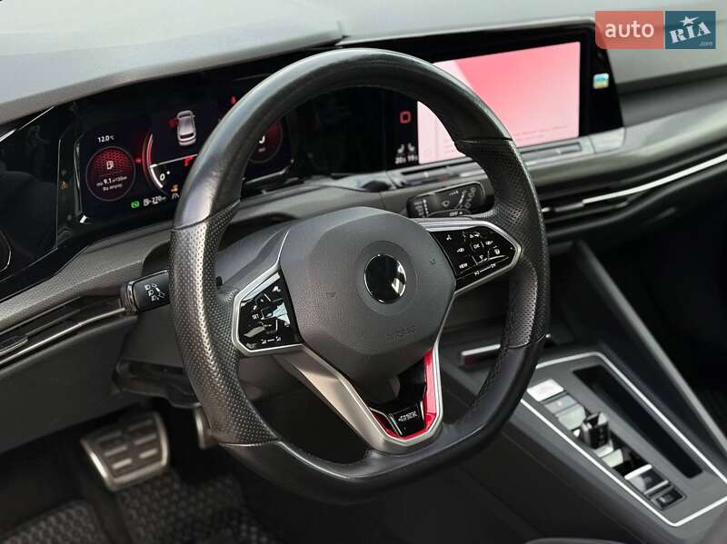Хэтчбек Volkswagen Golf GTI 2021 в Киеве
