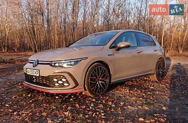 Хэтчбек Volkswagen Golf GTI 2021 в Киеве