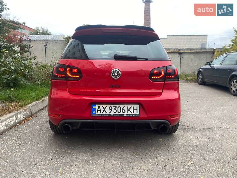 Volkswagen Golf GTI 2011 Volkswagen Golf GTI 2011