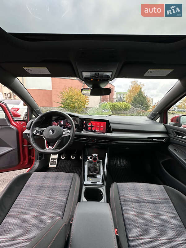 Хетчбек Volkswagen Golf GTI 2022 в Полтаві