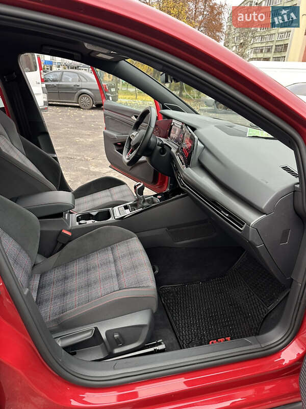 Хетчбек Volkswagen Golf GTI 2022 в Полтаві