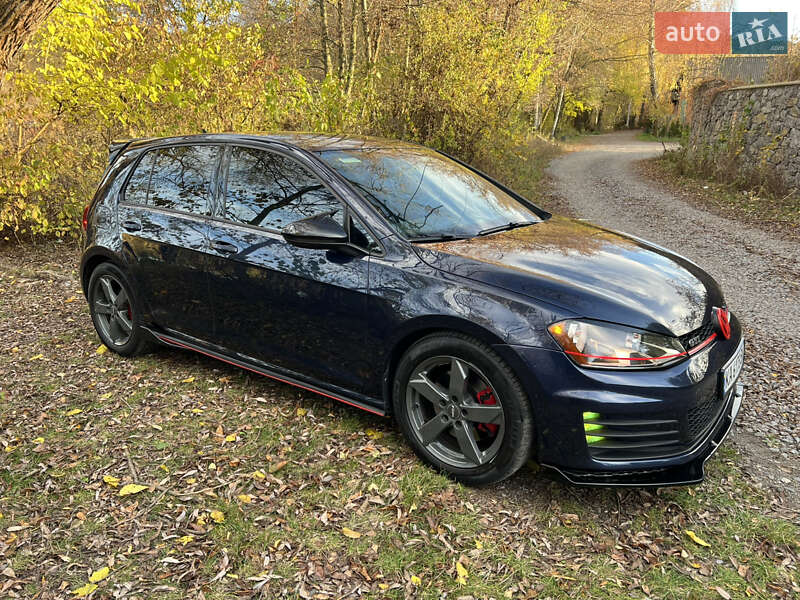 Хэтчбек Volkswagen Golf GTI 2017 в Виннице