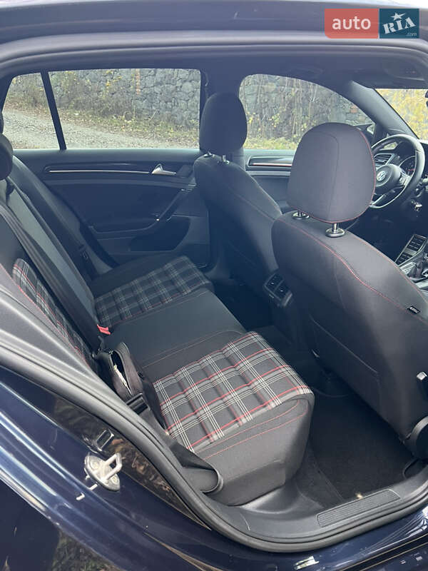 Хэтчбек Volkswagen Golf GTI 2017 в Виннице