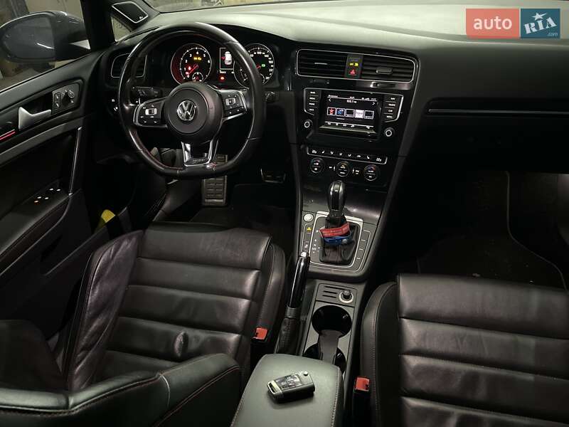 Хетчбек Volkswagen Golf GTI 2015 в Запоріжжі фото 4 Хетчбек Volkswagen Golf GTI 2015 в Запоріжжі