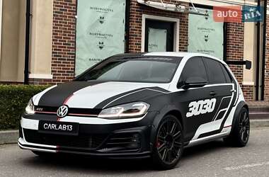 Хетчбек Volkswagen Golf GTI 2017 в Києві