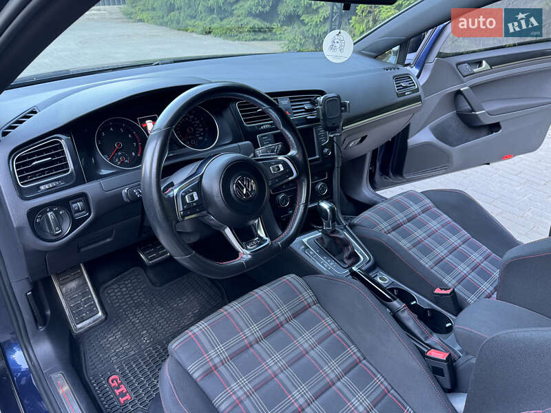 Хэтчбек Volkswagen Golf GTI 2016 в Днепре фото 20 Хэтчбек Volkswagen Golf GTI 2016 в Днепре