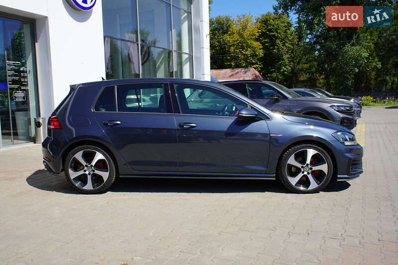 Хэтчбек Volkswagen Golf GTI 2018 в Житомире