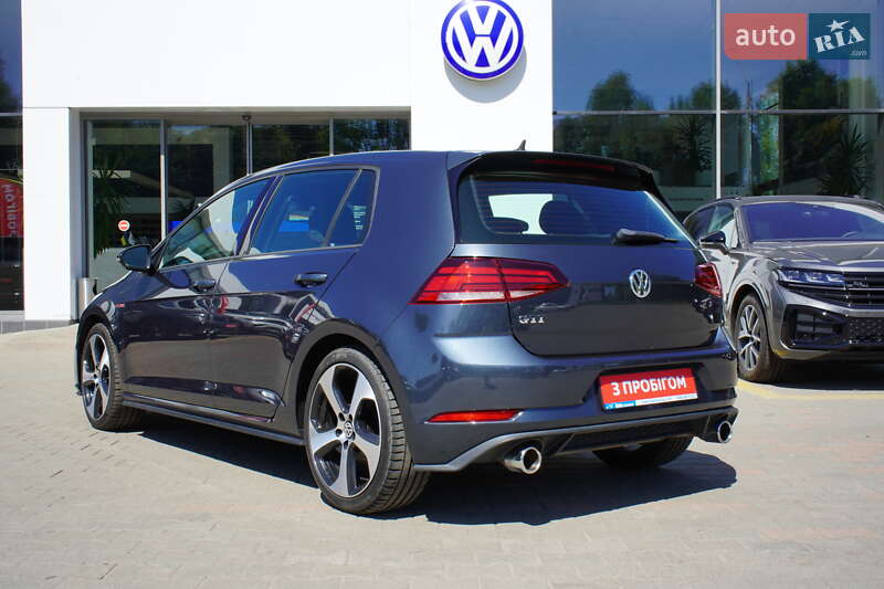 Хэтчбек Volkswagen Golf GTI 2018 в Житомире
