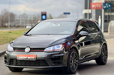 Хэтчбек Volkswagen Golf GTI 2015 в Киеве