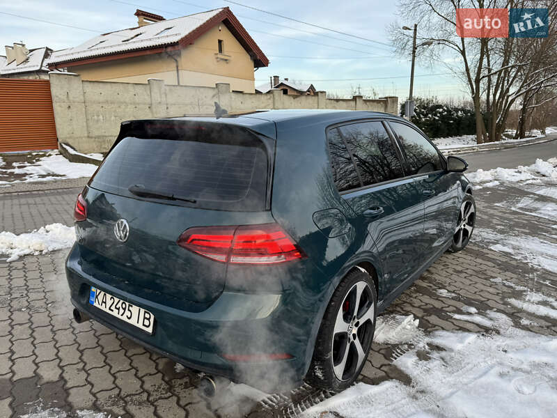 Хэтчбек Volkswagen Golf GTI 2018 в Львове